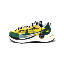 Load image into Gallery viewer, Nike Vaporwaffle Sacai Tour Yellow Stadium Green